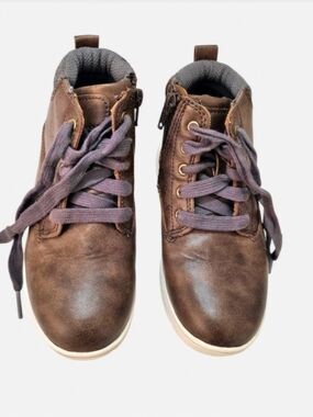 Cat & Jack Sz. 13 Brown High-Top Sneakers with Gray Laces
